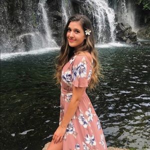 Meet your Posher, Jessica